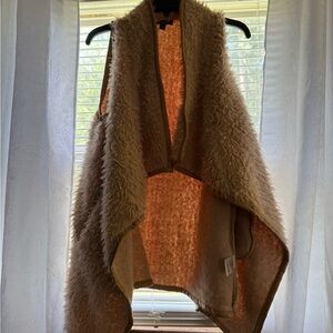 TCEC Cream Textured Vest